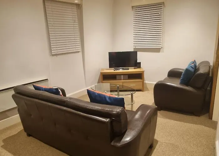 Superb 2Bed/2Bath Flat Waterloo London